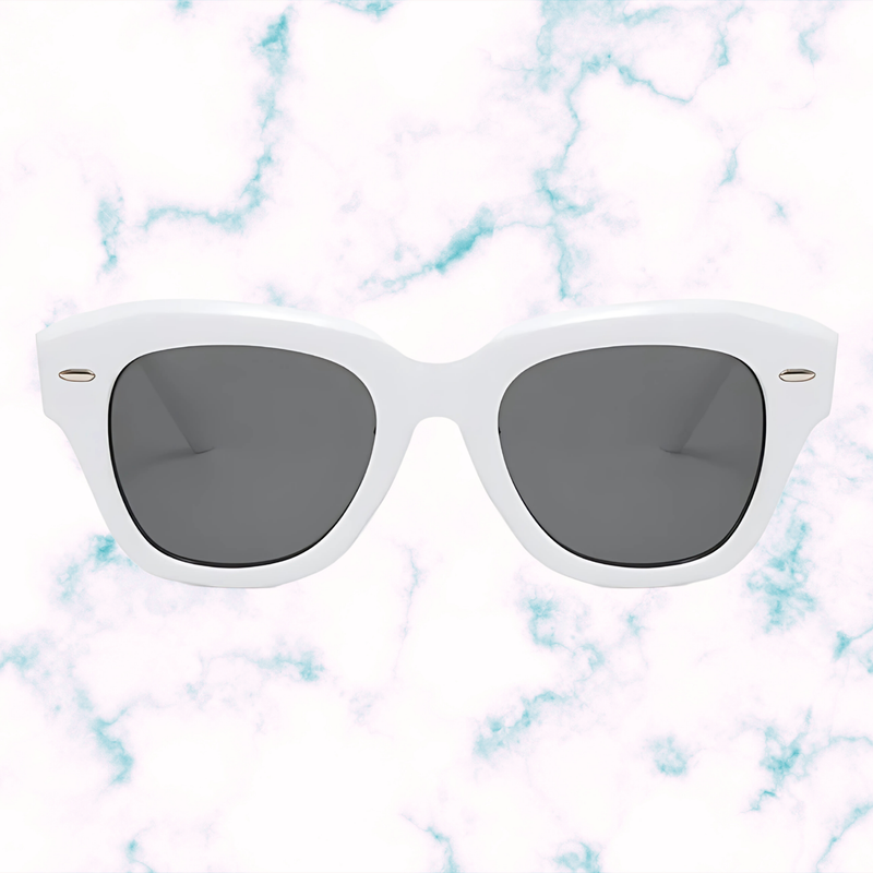 WHITE WAYFARER